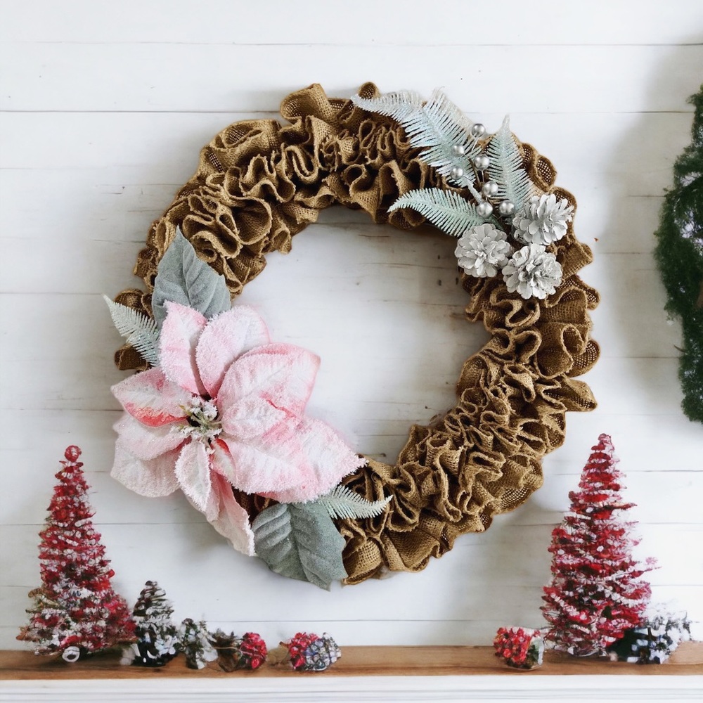 18” Christmas-themed Burlap Wreath